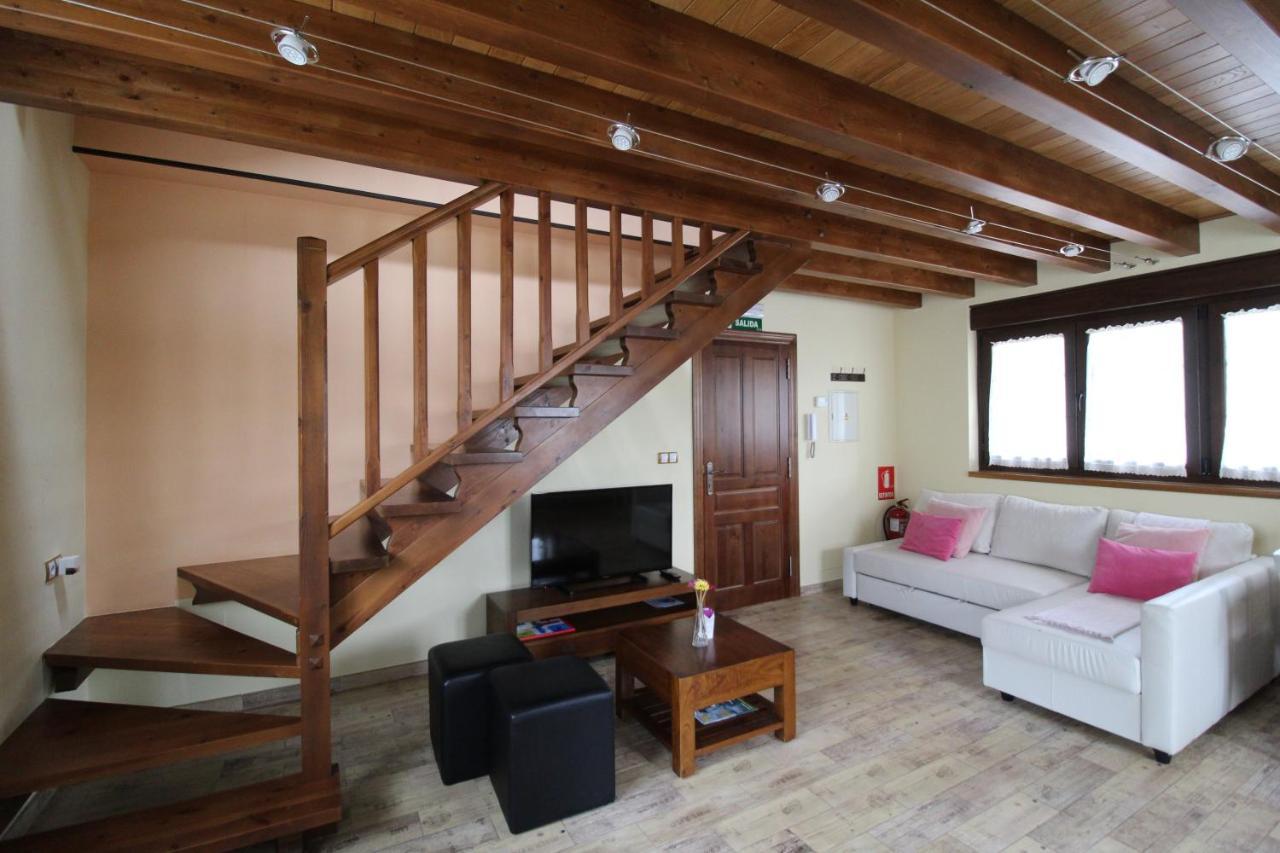 Apartamentos Rurales La Aguilera Oviñana Екстериор снимка